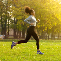 Faire un footing : quels sont les bienfaits pour le corps et le cerveau ?